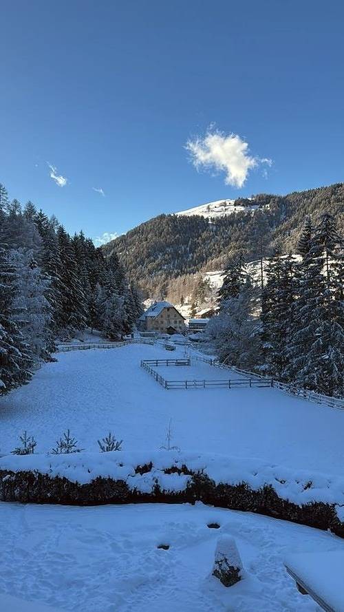 Geheel vakantieappartement, Vakantieappartement voor 3 personen met tuin in Nauders, Tirol