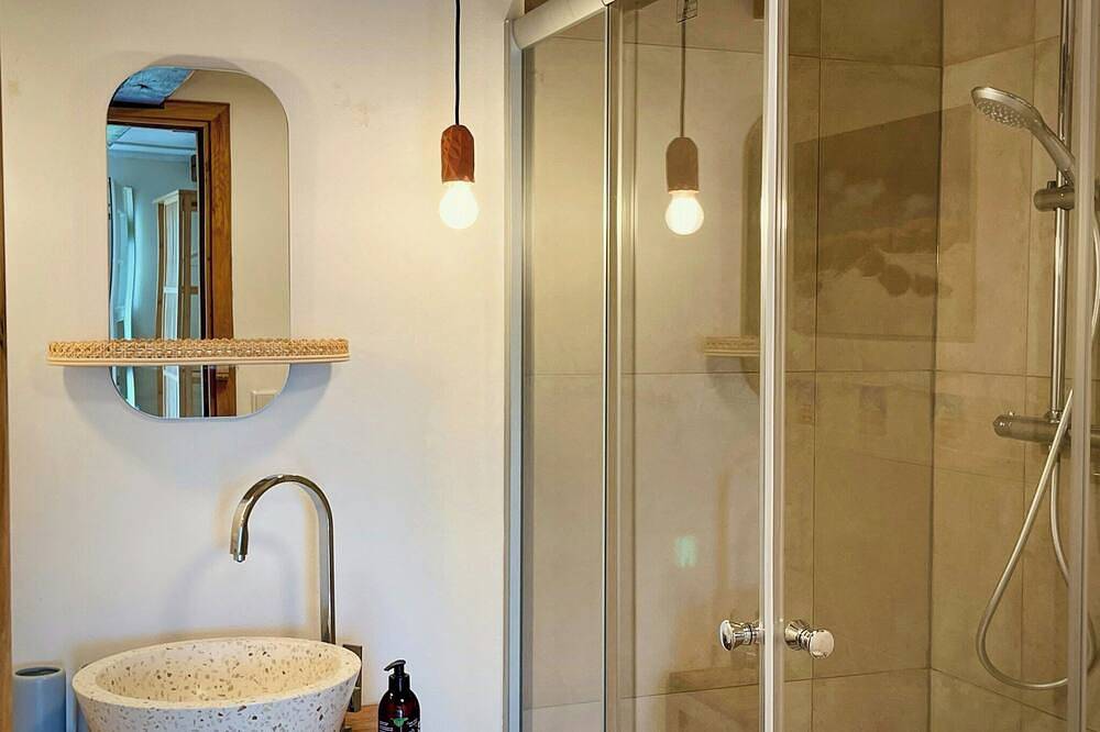 Ganze Wohnung, Ferienapartment mit künstlerischem Charme in Prasdorf, Kreis Plön