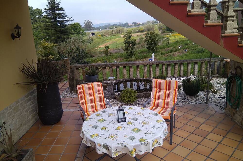 Haus am Meer in Taragoña, Rianxo