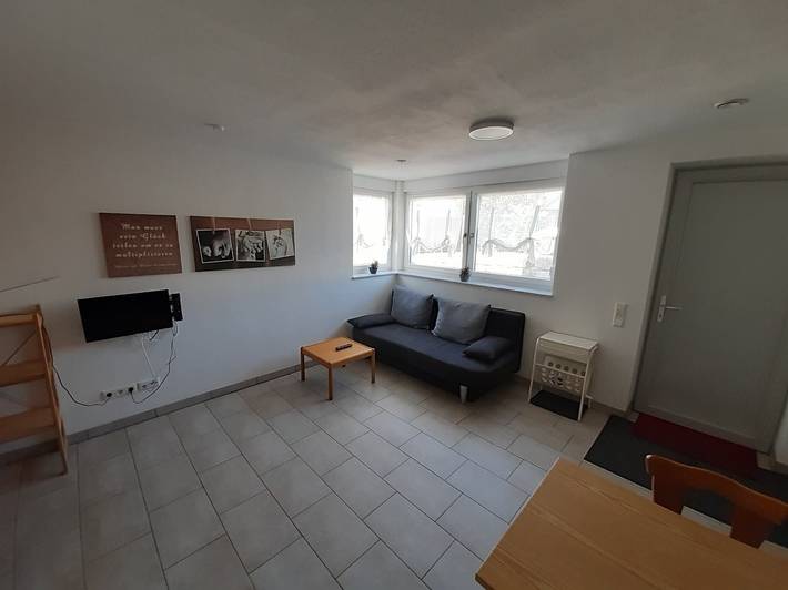 Ganze Wohnung, Ferienwohnung Goltz - Ferienwohnung 36qm mit Terrasse in Thüngersheim, Fränkisches Weinland