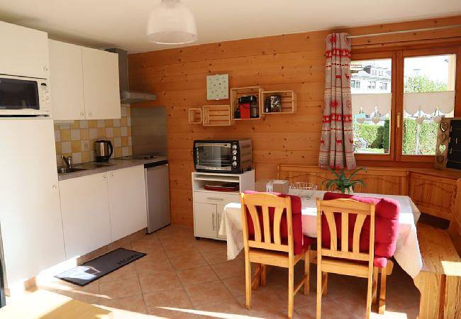 Ganze Ferienwohnung, Petit Nid Douillet au Coeur de Salvan in Salvan, Martigny - Val de Bagnes & Umgebung