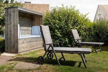 Ferienwohnung für 9 Personen, mit Balkon und Garten in Bödefeld