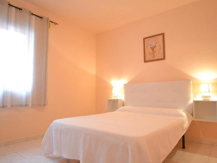Location de vacances pour 8 personnes, avec terrasse et jardin à Deltebre - 4
