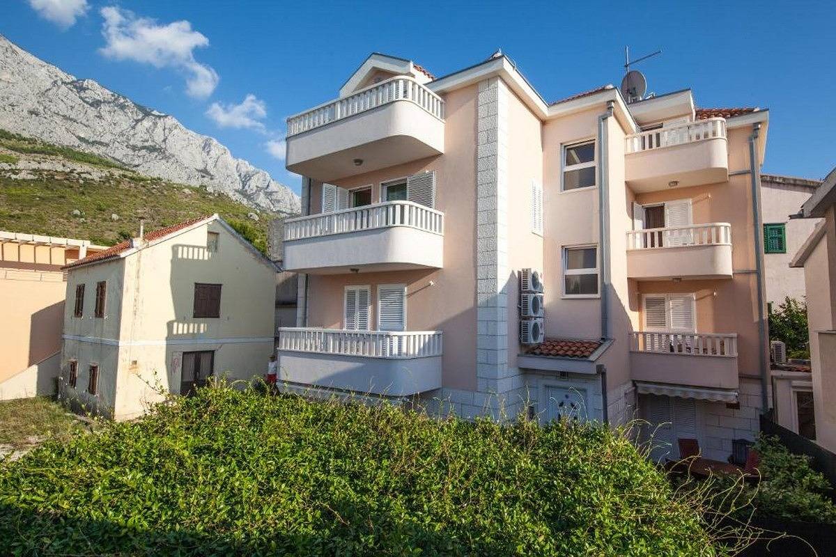 Ganze Wohnung, Apartments by the sea Promajna, Makarska - 21101 in Promajna, Makarska Riviera
