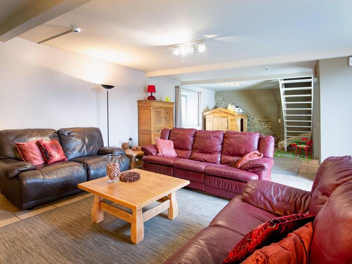 Location de vacances pour 18 personnes, avec sauna ainsi que terrasse et piscine à Durbuy - 3