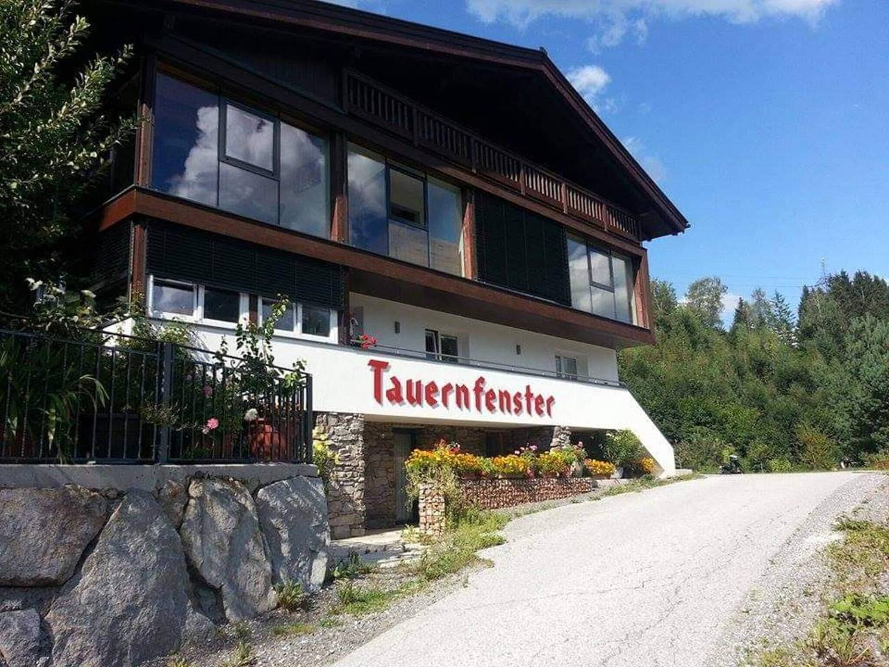 Ganze Wohnung, Penthouse in Wildkogel mit Bergblick in Neukirchen am Großvenediger, Kitzbüheler Alpen