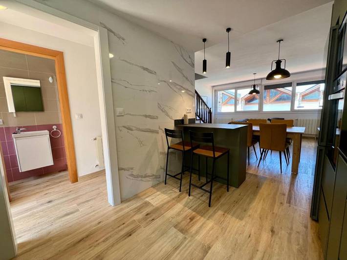 Gîte pour 4 personnes, avec vue ainsi que piscine et terrasse dans Cóbreces - 4