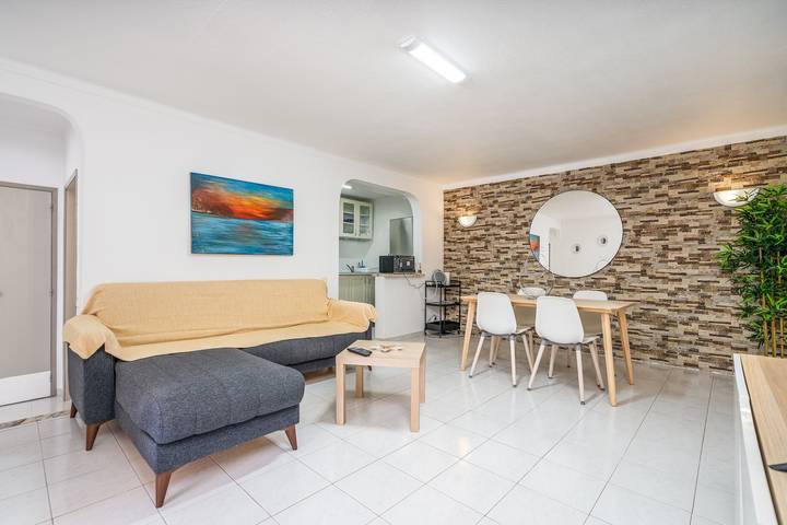 Ferienwohnung für 5 Personen, mit Balkon und Garten, kinderfreundlich in Lagoa - 2