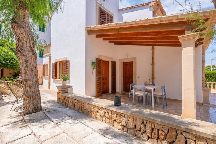 Ferienhaus für 8 Personen, mit Garten in Cala Figuera