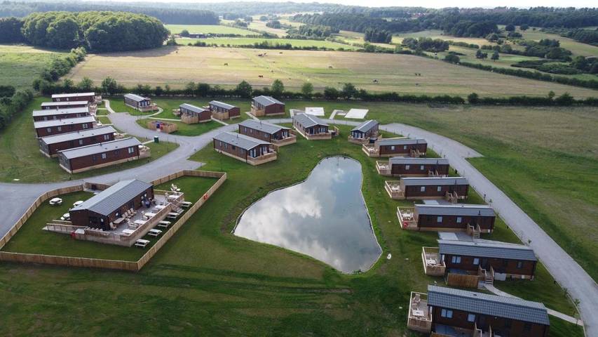 Vacation rental for 4 people, with Terrace and Yard in Sherwood Forest