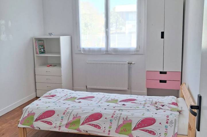 Comfortable family home in La Roche-sur-Yon, in a quiet neighborhood in La Roche-sur-Yon, Valle del Loira