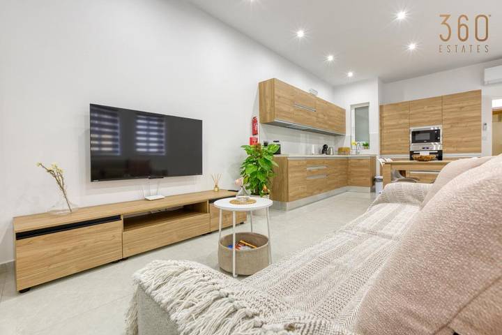 Apartment for 3 people in San Giljan