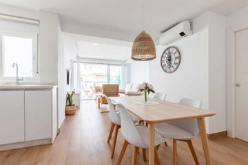 Apartamento para 4 Personas en Playa de Torre del Mar, Vélez-Málaga, Foto 1