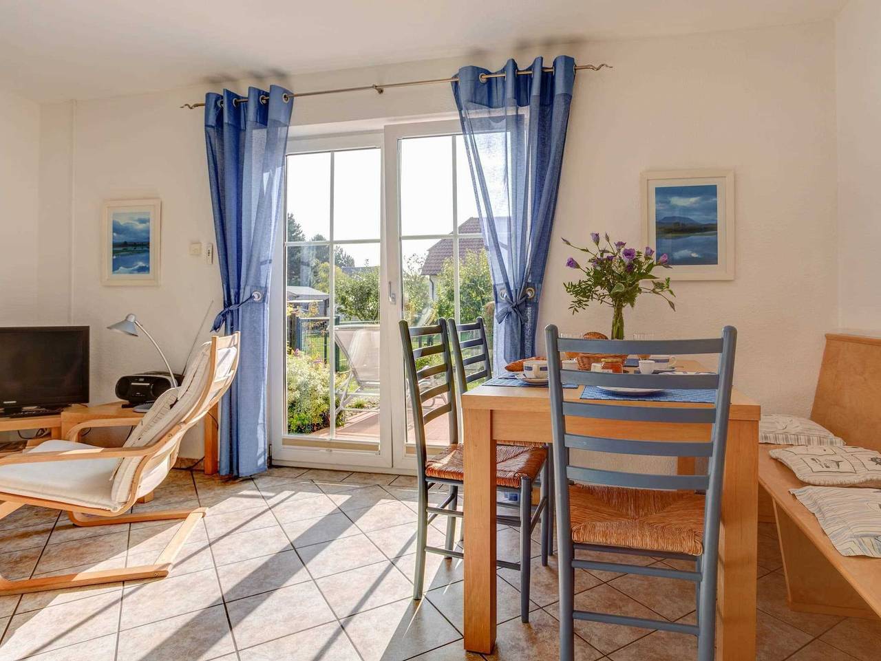 Ganze Ferienwohnung, Modernes Ferienhaus in ruhiger Randlage - Modernes Ferienhaus in ruhiger Randlage in Baabe, Rügen