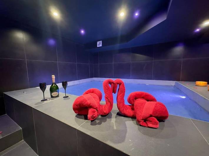 Apartamento de vacaciones para 3 personas, con jacuzzi además de terraza y sauna - 1