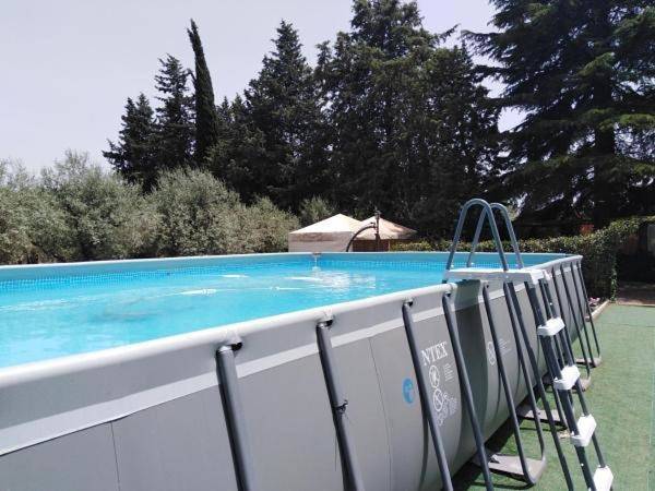 Location de vacances pour 3 personnes, avec piscine ainsi que jardin et vue, adapté aux familles à Enna - 2