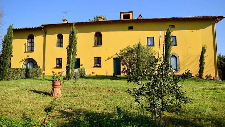 Agriturismo per 4 persone, con giardino e piscina a Vinci