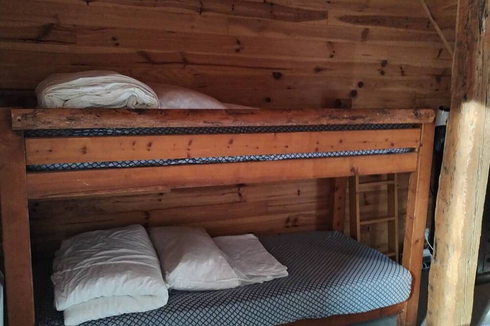 Entire apartment, Apartment Duplex Super Sauze 1700 in Le Sauze, Enchastrayes