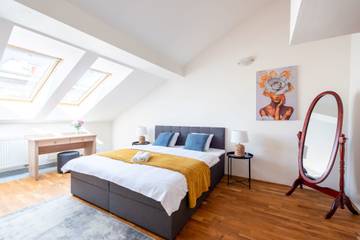 Apartment for 11 People in Nové Město (Praha), Prague, Photo 1