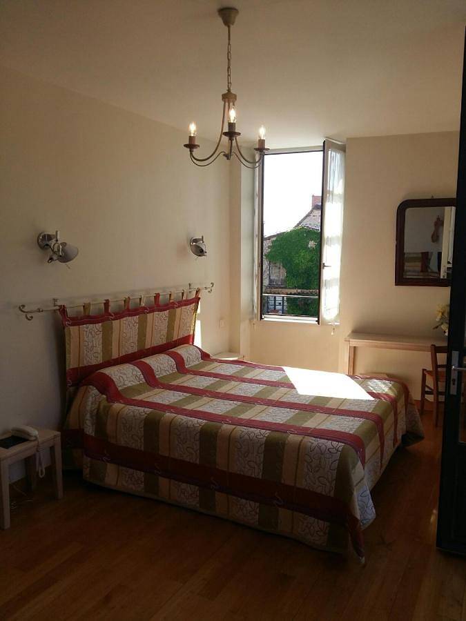 Hôtel pour 2 personnes, avec terrasse à Capdenac - 3