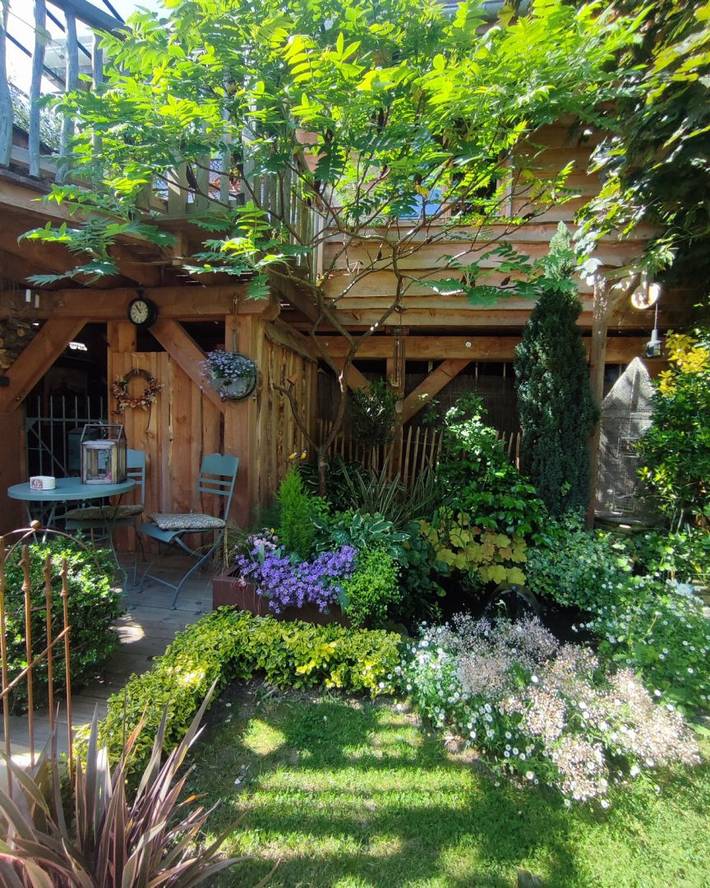 Gîte pour 3 personnes, avec Balcon et Jacuzzi ainsi que Terrasse et Jardin dans Mayenne