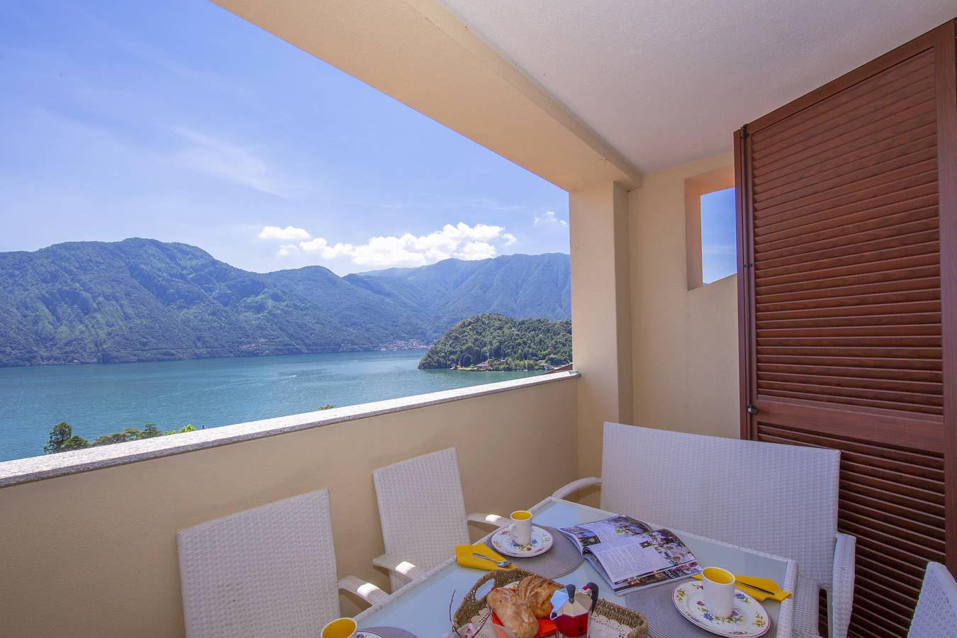 Apartamento entero, Como Lake Modern Apartment Ulivi in Mezzegra, Tremezzina