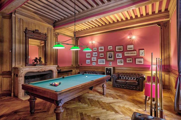 Château pour 15 personnes, avec sauna ainsi que terrasse et jardin dans Saône-et-Loire - 2