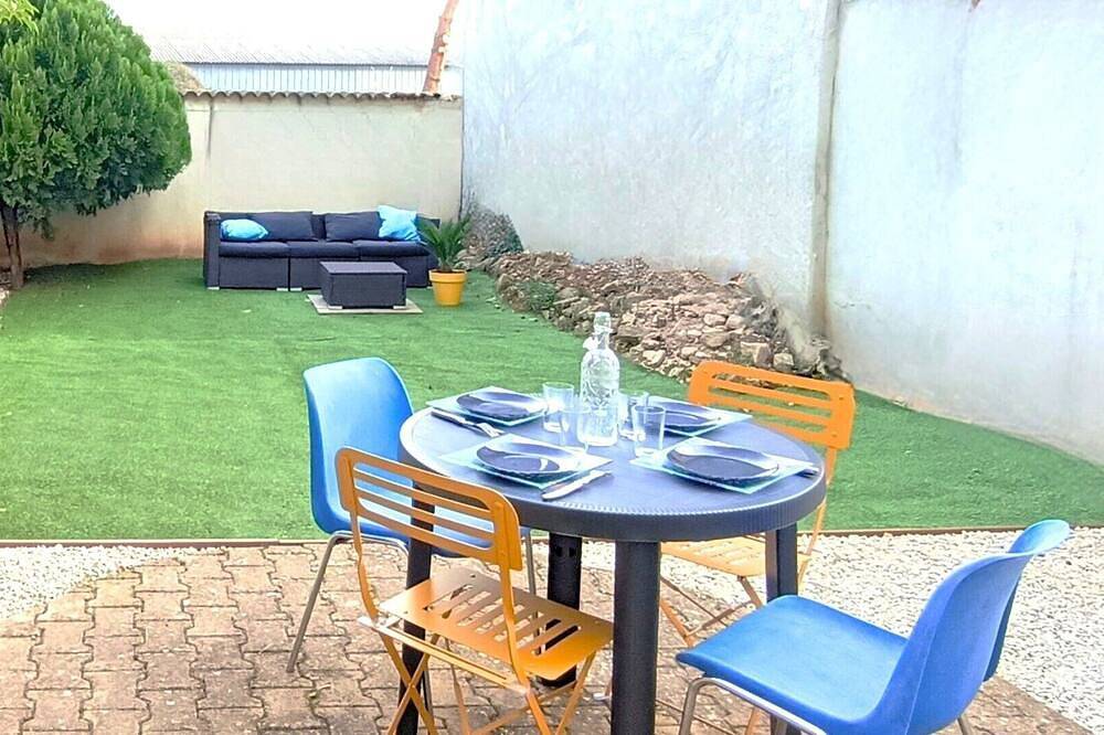 Ganze Wohnung, Large T2 in Quiet countryside with Garden in Trets, Aix-en-Provence und Umgebung