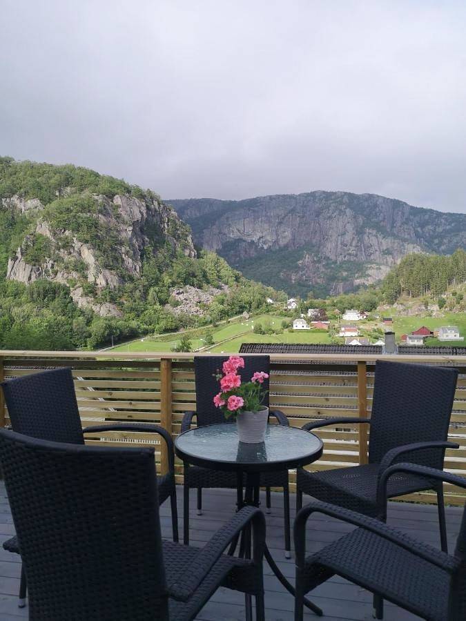 Ganze Wohnung, Dada Apartment in Hjelmeland
