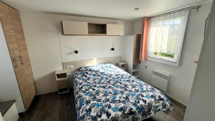 Location de vacances pour 6 personnes, avec piscine et jardin à Condrieu - 4
