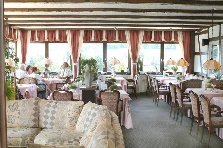 Hotel für 3 Personen, mit Whirlpool und Pool sowie Garten und Sauna in Schmallenberg - 3