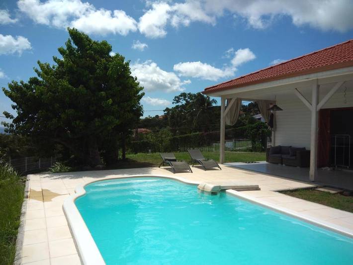 Villa pour 4 personnes, avec piscine ainsi que vue et jardin