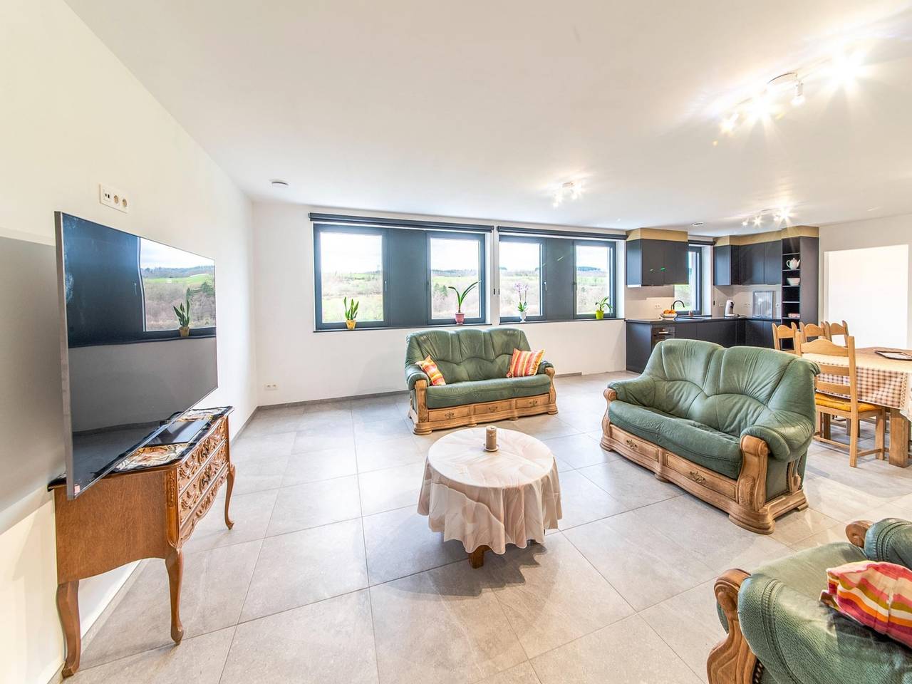 Le Vol du Milan – Luxe villa met zwembad in Forrières, Nassogne