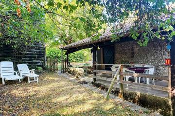 Gîte pour 8 personnes, avec jacuzzi et jardin ainsi que piscine et sauna à Tournon-d'Agenais