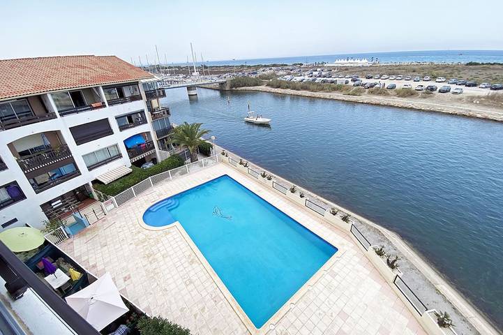 Appartement de vacances pour 4 personnes, avec jacuzzi et piscine