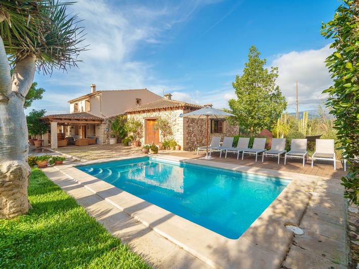 Luxus-Finca für 8 Personen, mit Balkon und Garten auf Mallorca