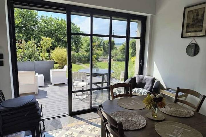 Gîte pour 5 personnes, avec terrasse et jardin dans l' Aisne