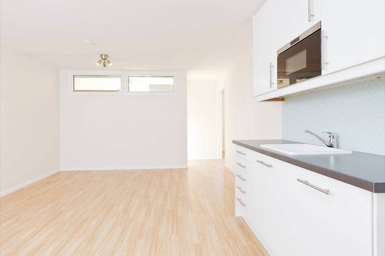 Entire apartment, Easy Check In  Luggage Storage  Washing Machine & Dryer in Grünerløkka, Oslo