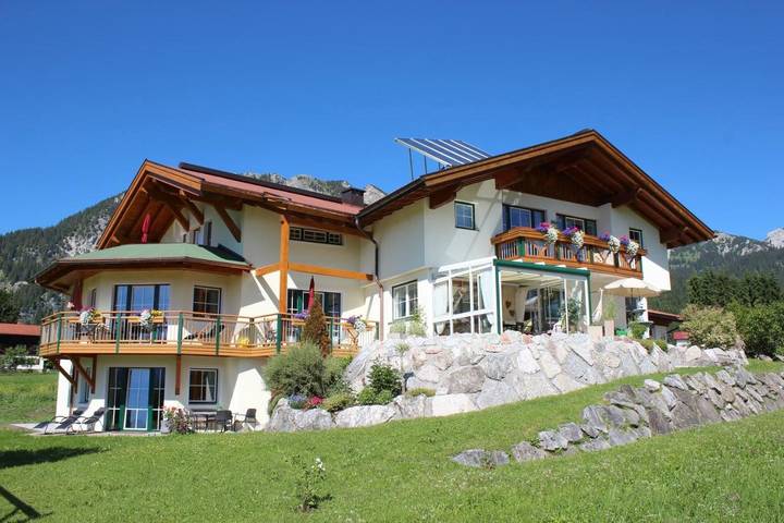 Vakantiewoning voor 4 personen, met uitzicht en tuin in Grän