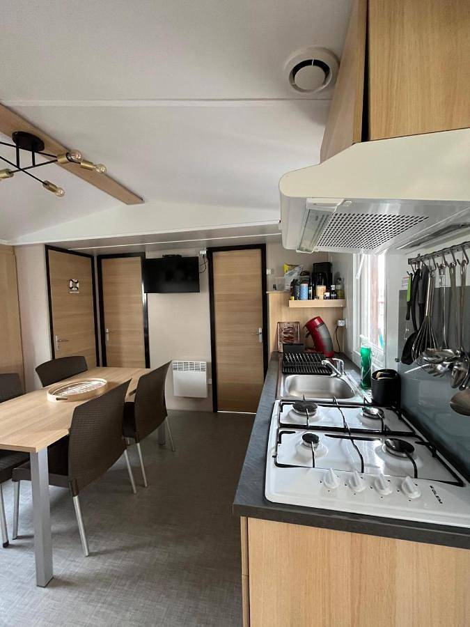 Camping pour 6 personnes, avec Terrasse et Jardin