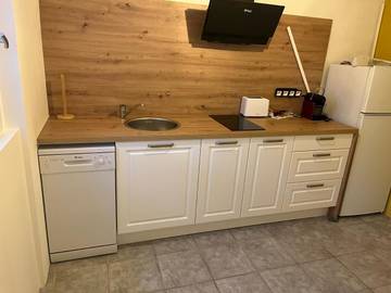 Gîte pour 2 personnes, avec terrasse à Vénéjan