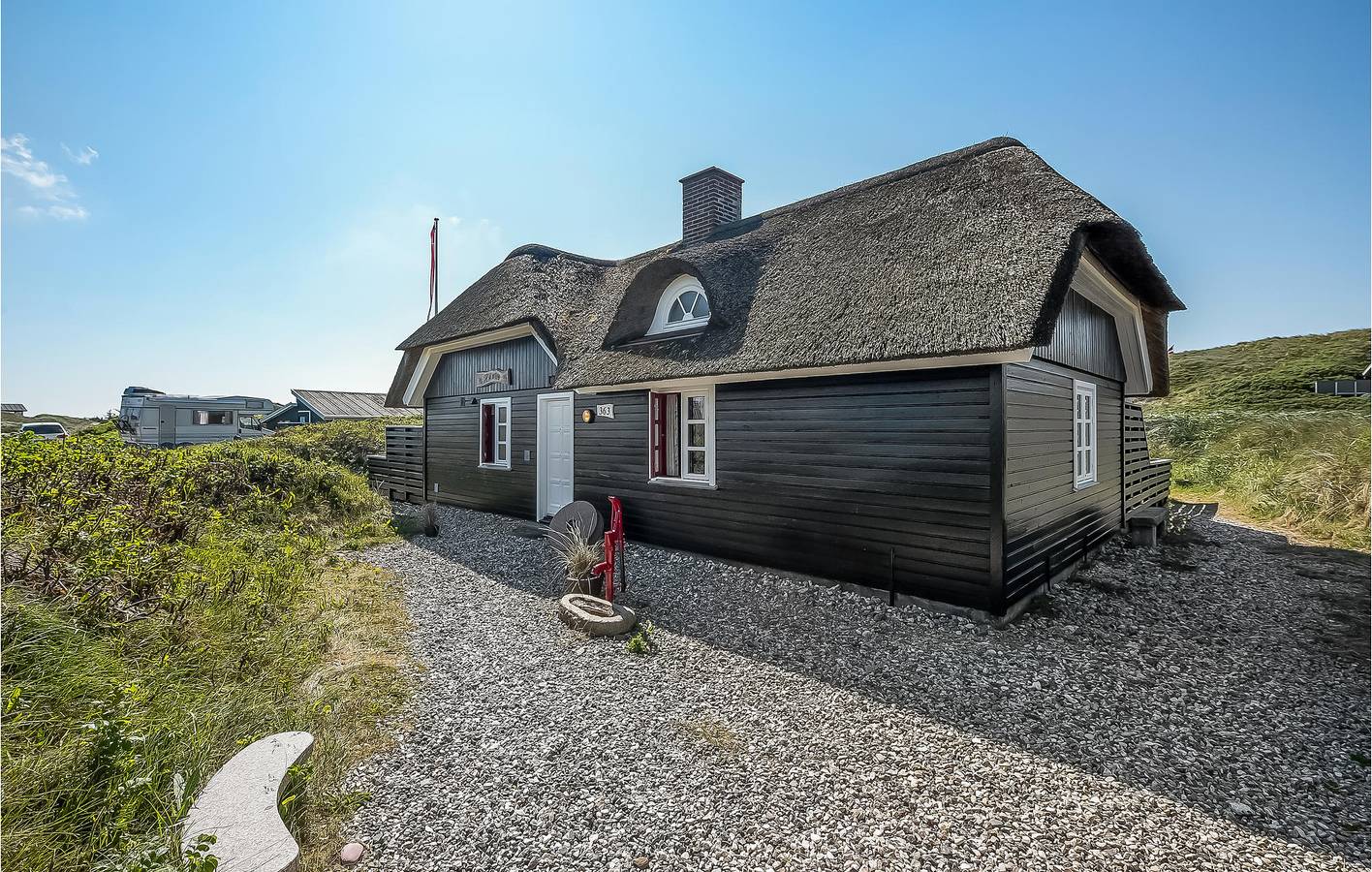 Feriehus for 8 personer med terrasse in Årgab, Holmsland Klit