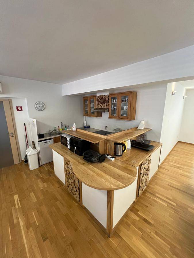 Bnb, mit Balkon und Ausblick in Ljubljana