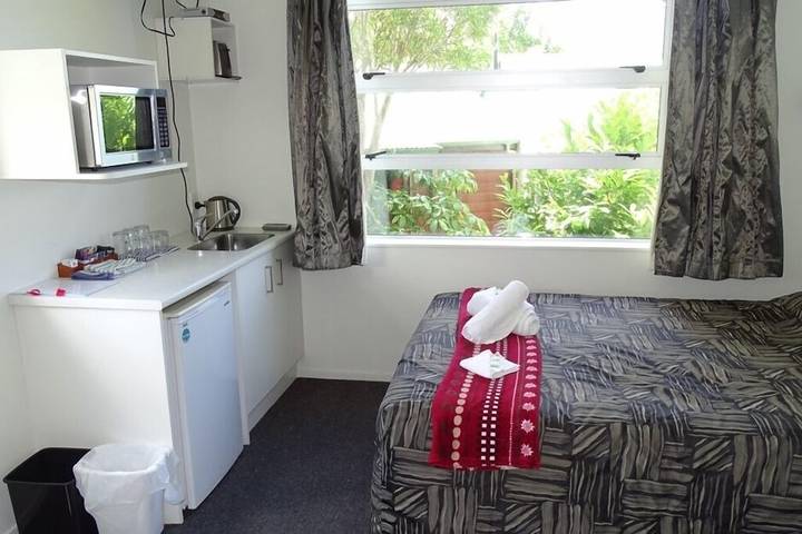 Holiday home for 14 people, with balcony in Ohakune