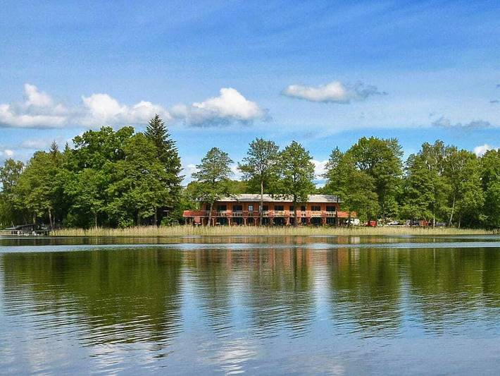 Ferienhaus für 4 Personen, mit Terrasse und Seeblick - 1