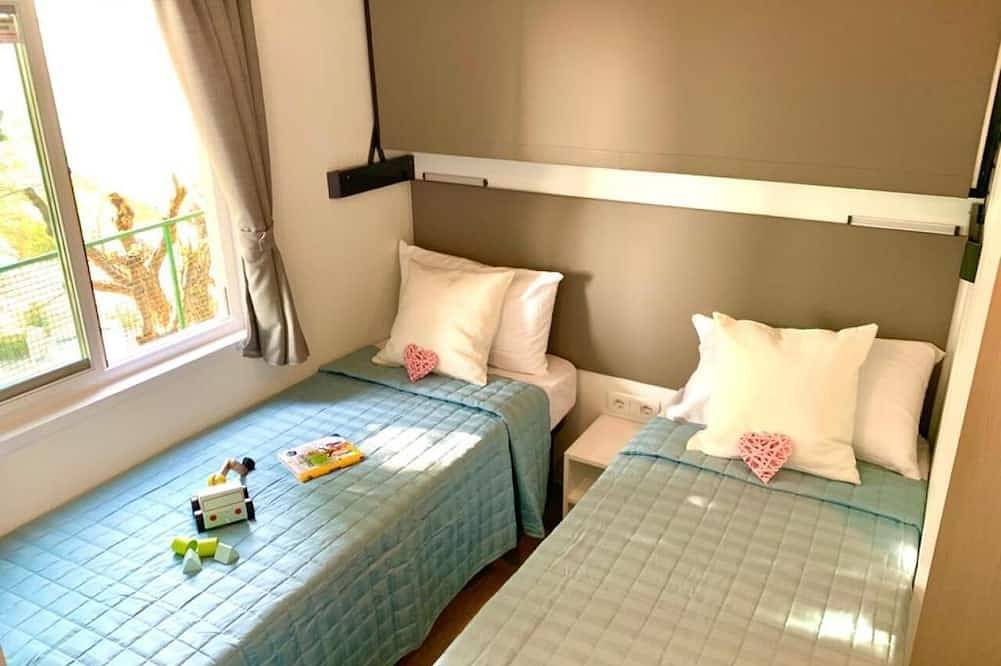 Ferienpark della Colombaia Mobilehome Panorama Spa Dog für 6 Personen in Padenghe sul Garda, Gardasee-Berge