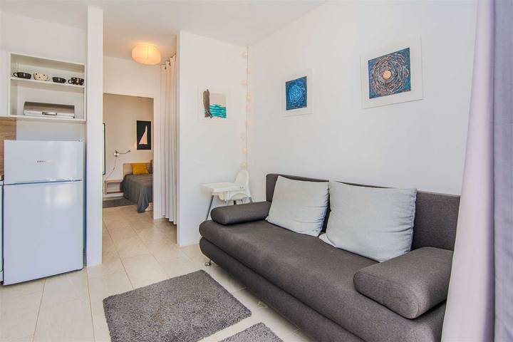 Ganze Wohnung, Ferienhaus | 2-4 Pers. | Voll ausgestattet in Vir