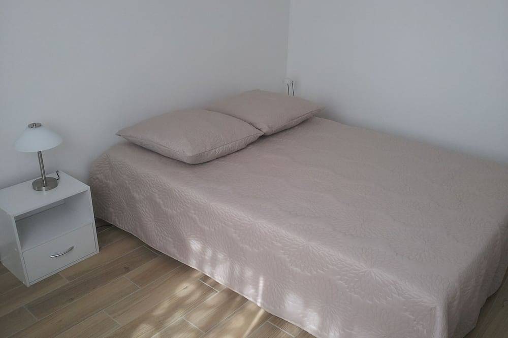 Entire apartment, Nice air-conditioned T2 with garage - Vallier Catania in Grenoble, Isère