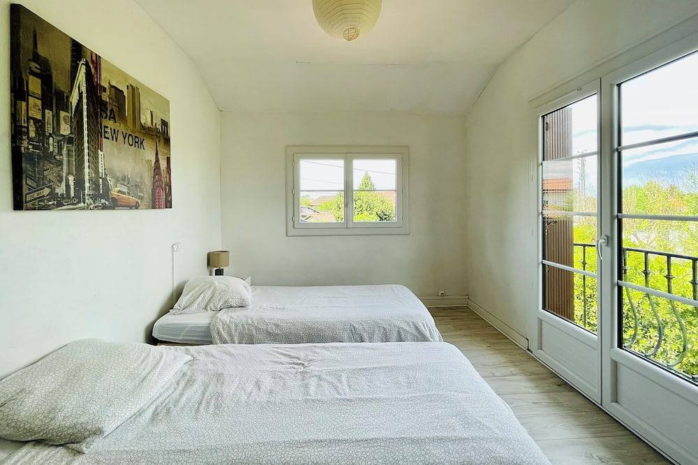 Grande Maison Familiale A 15 Minutes Des Plages Hossegor Capbreton Seignosse in Saint-Vincent-de-Tyrosse, Côte d’Argent