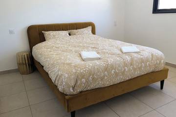 Villa pour 8 Personnes dans Arles, Parc naturel régional de Camargue, Photo 2